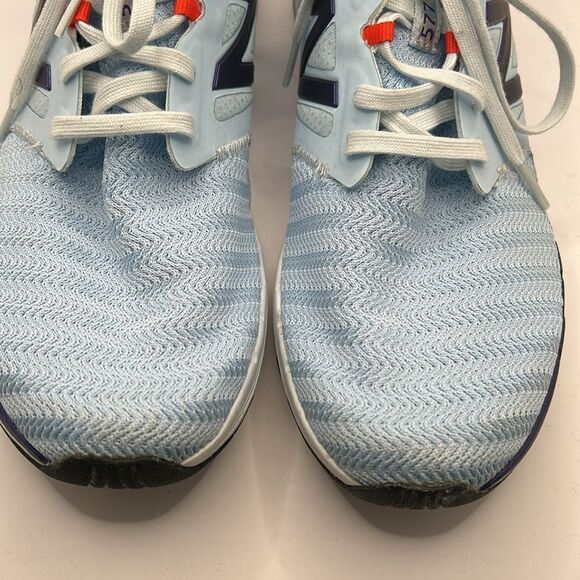 New Balance Women's 577 V5 Cross Trainer, Black/Vibrant Spring Glo - Picture 4 of 9